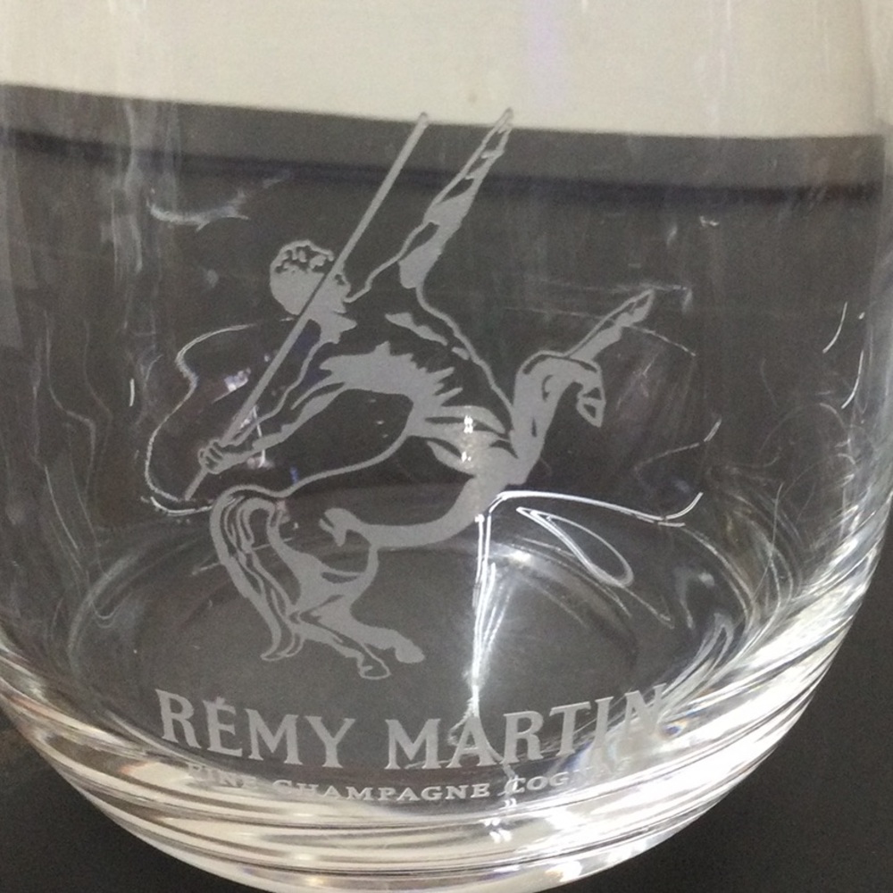 New 2 Remy Martin Glasses - Picture 4 of 6